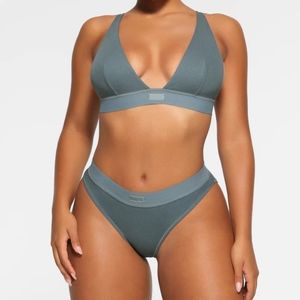 Skims Cotton Rib Brief